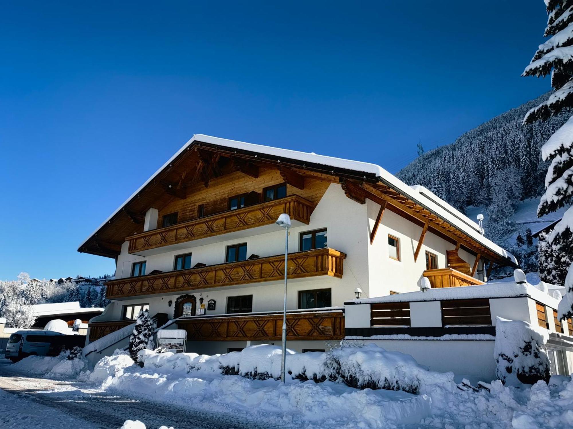 Apartments Pitztaler Nachtigall Арцль  Экстерьер фото